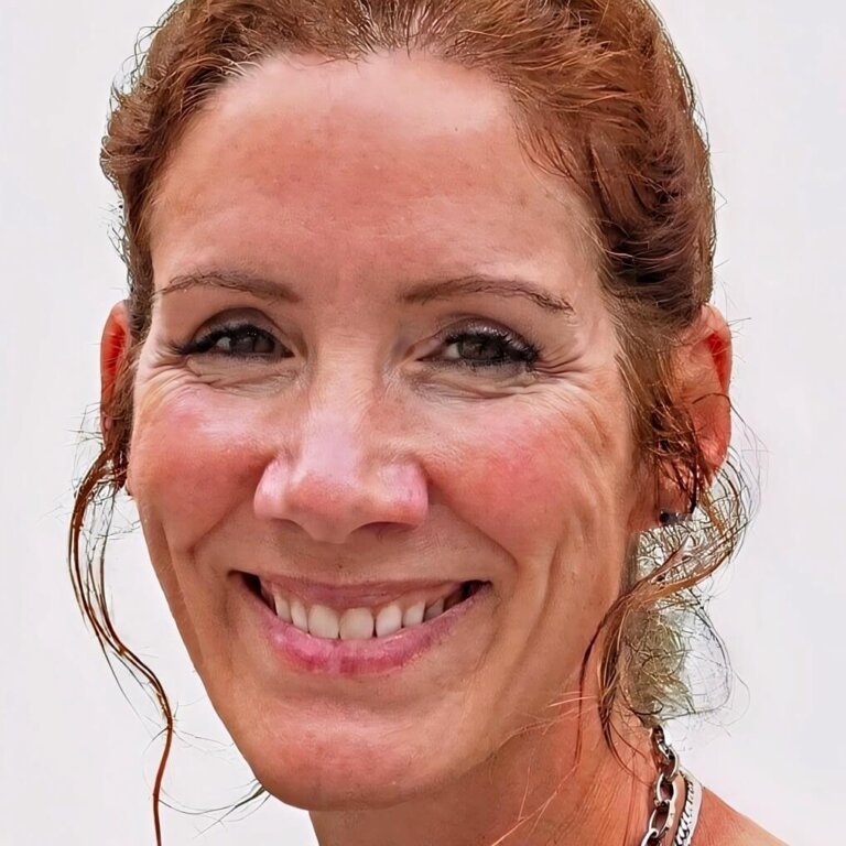 Dr. Andrea Oncken, DVM, DACVECC, a veterinarian at Bellevue Veterinary Emergency and Specialty.